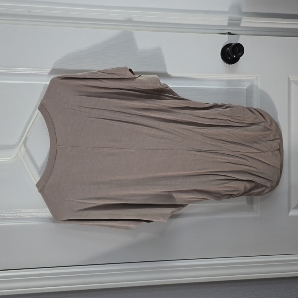 Batwing top with side ruching detail - Picture 3 of 5